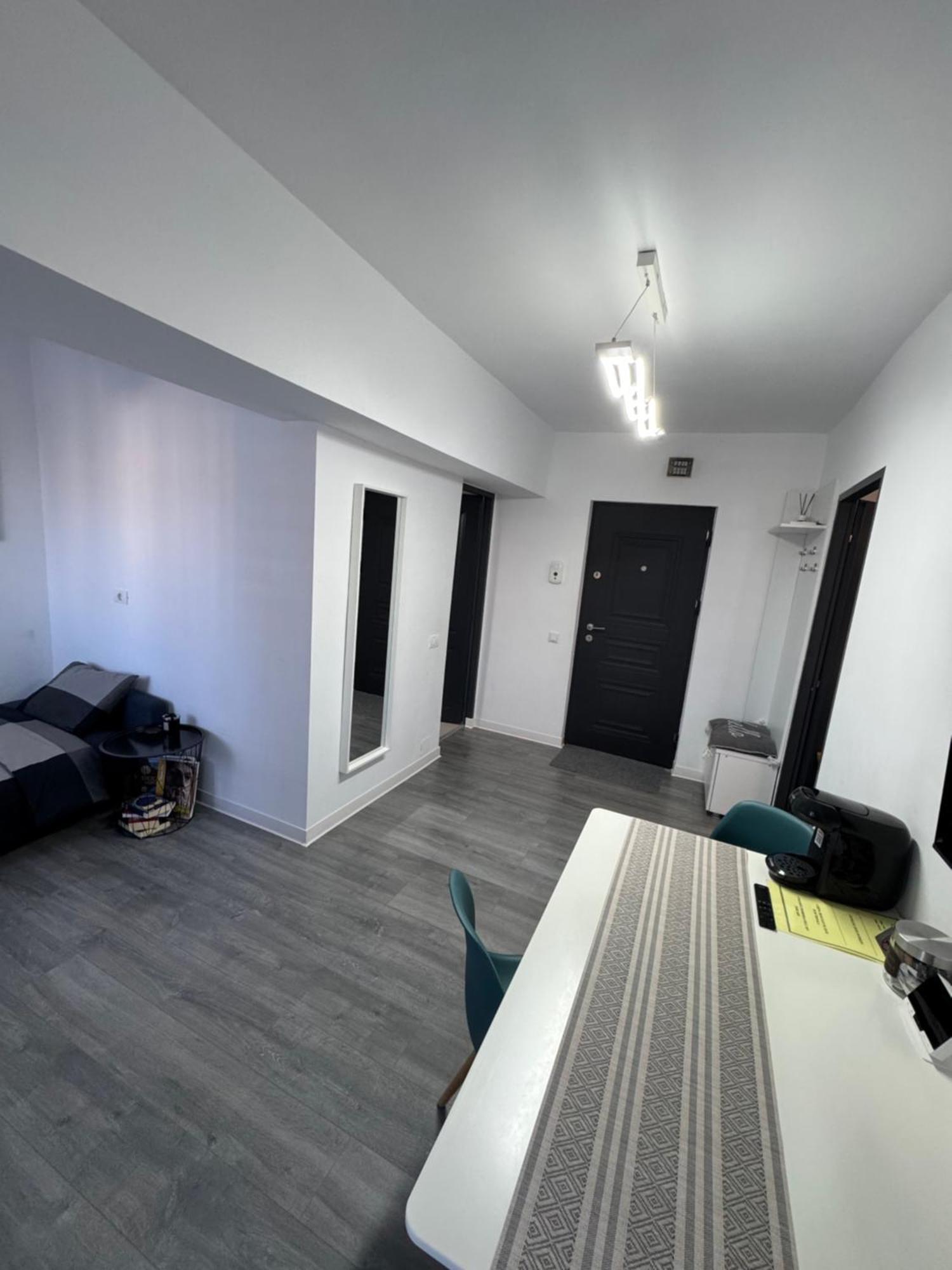 Central Apartment Târgu Jiu Εξωτερικό φωτογραφία